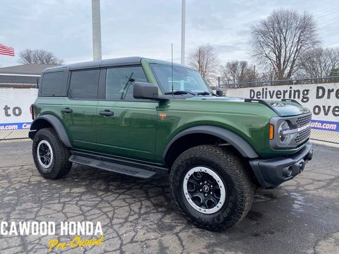 Used 2025 Ford Bronco Badlands w/ Sasquatch Package image 1