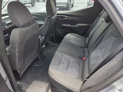 New 2027 Chevrolet Bolt LT w/ Comfort Package FWD image 6