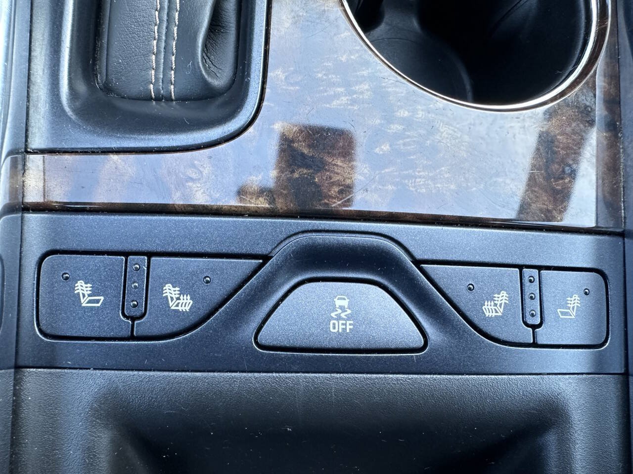Used 2015 Chevrolet Impala LT w/ Convenience Package FWD image 21