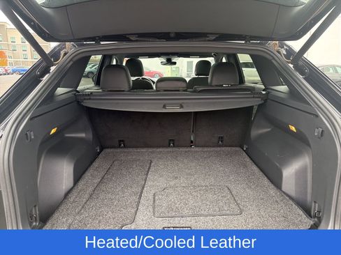 Used 2021 Volkswagen Atlas Cross Sport SEL Premium R-Line image 21