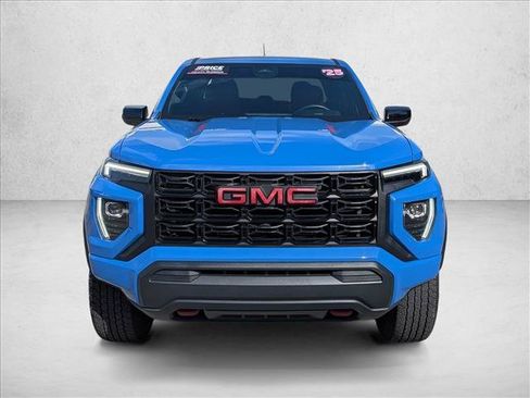 Used 2025 GMC Canyon Elevation AWD/4WD image 2