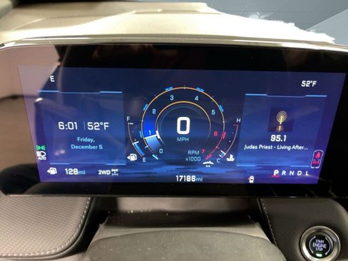 Certified 2025 Chevrolet Equinox LT image 18