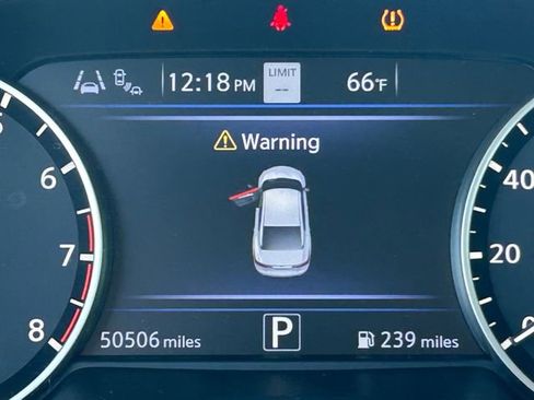 Used 2023 Nissan Maxima SV w/ Floor Mat Group image 22