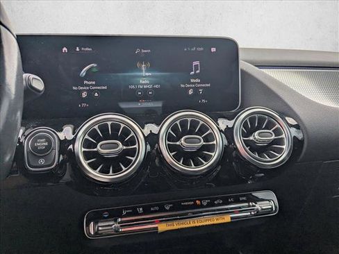 Certified 2021 Mercedes-Benz GLA 250 image 11