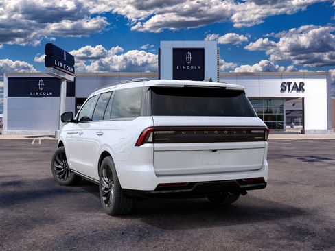 New 2027 Lincoln Navigator Reserve w/ Jet Appearance Package AWD/4WD image 8