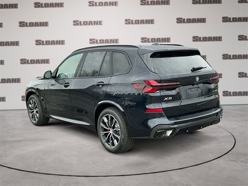 New 2026 BMW X5 xDrive40i w/ M Sport Package image 3