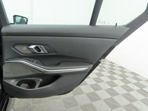 New 2026 BMW 330i Sedan w/ M Sport Package image 27