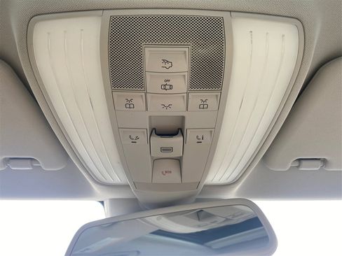 Used 2015 Mercedes-Benz CLS 400 4MATIC w/ Premium 2 Package image 27