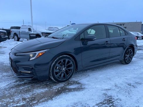 Used 2024 Toyota Corolla XSE image 5