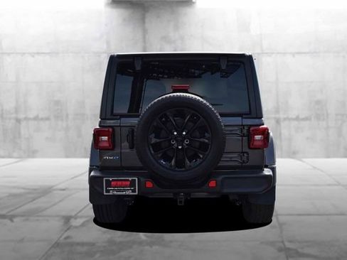 Used 2021 Jeep Wrangler Unlimited Sahara w/ Cold Weather Group AWD/4WD image 6