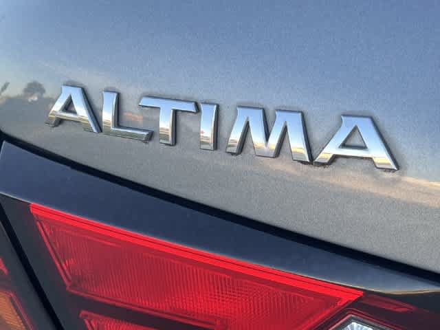 Used 2022 Nissan Altima 2.5 SR FWD image 8