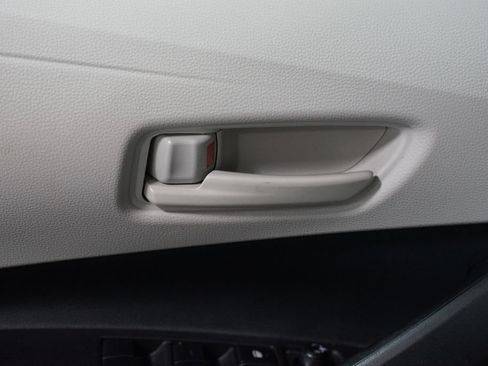 Certified 2025 Toyota Corolla LE FWD image 29
