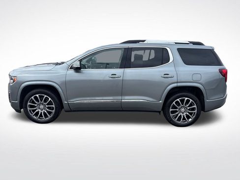 Used 2023 GMC Acadia Denali w/ Denali Ultimate Package AWD/4WD image 2
