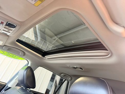 Used 2018 Subaru Outback 2.5i Limited AWD/4WD image 11