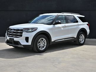 Used 2025 Ford Explorer Active video 1