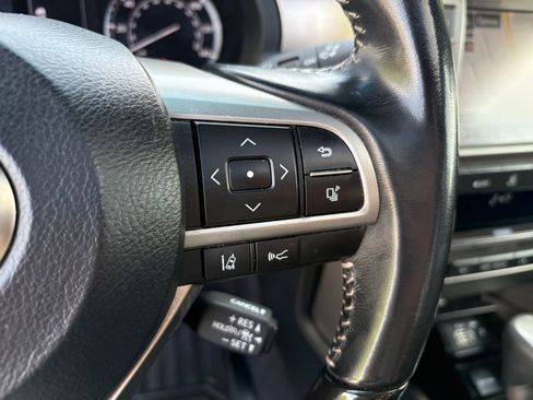 Used 2020 Lexus GX 460 Premium w/ Premium Package AWD/4WD image 17