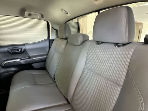 Used 2021 Toyota Tacoma SR5 RWD image 22