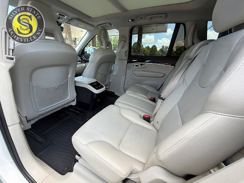 Used 2017 Volvo XC90 T6 Momentum w/ Vision Package AWD/4WD image 13