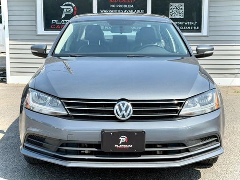 Used 2017 Volkswagen Jetta SE FWD image 15