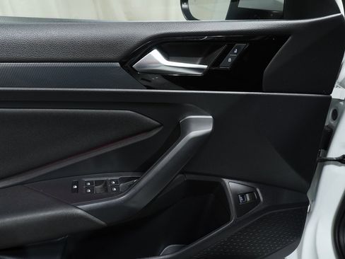 Used 2021 Volkswagen Jetta GLI image 18