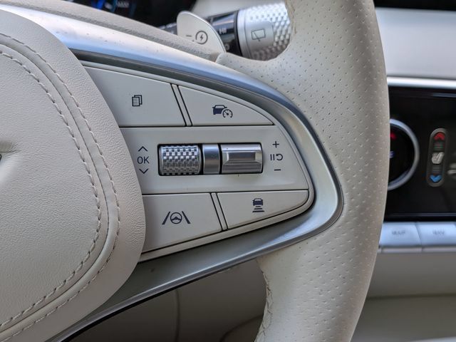 Used 2025 Genesis Electrified GV70 w/ Prestige Package AWD/4WD image 28