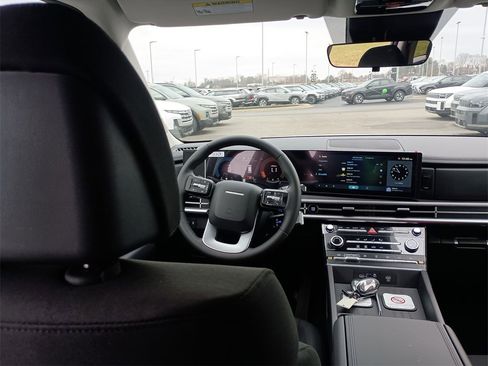 New 2026 Hyundai Santa Fe SE image 15