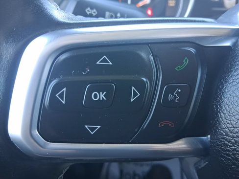 Used 2021 Jeep Wrangler Unlimited Sahara AWD/4WD image 22