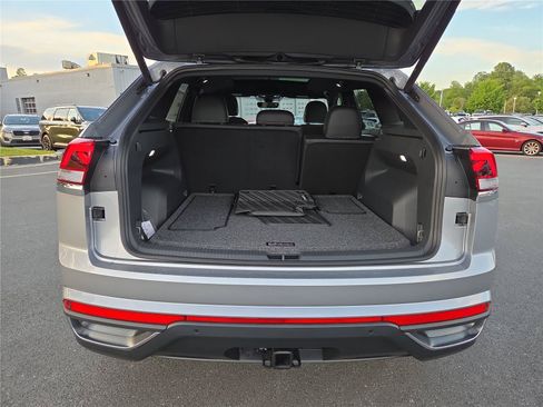 New 2026 Volkswagen Atlas Cross Sport SE AWD/4WD image 5