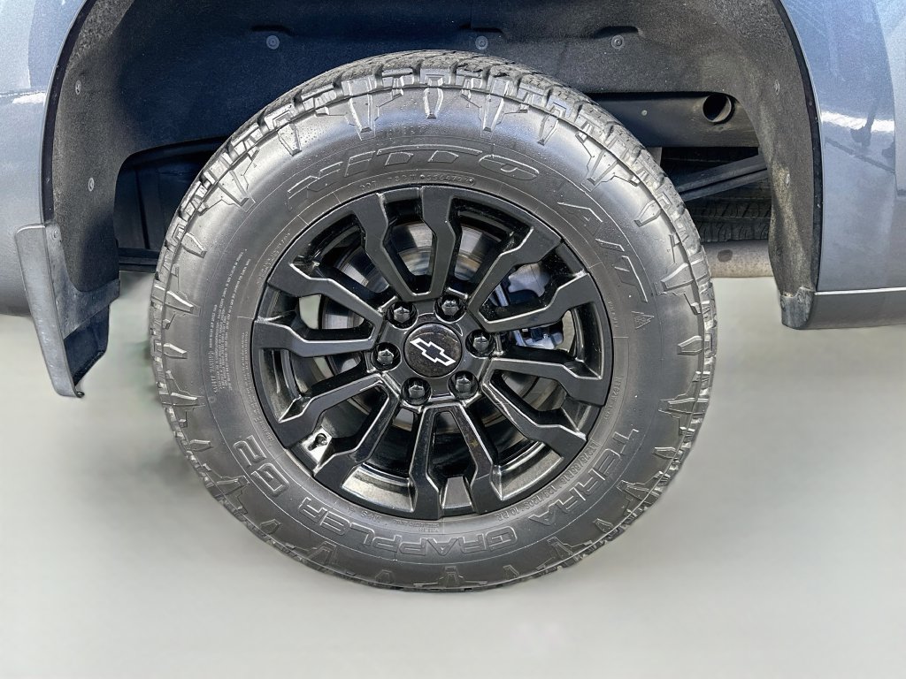 Used 2020 Chevrolet Silverado 1500 RST AWD/4WD image 34