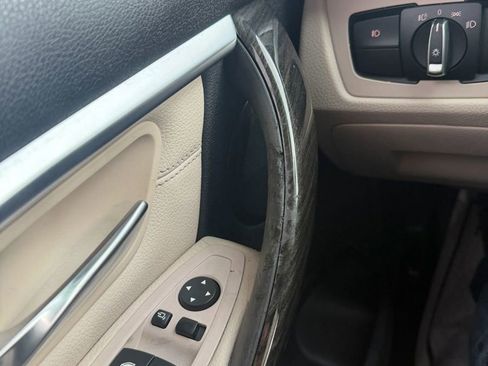 Used 2016 BMW 328i Sedan RWD image 32