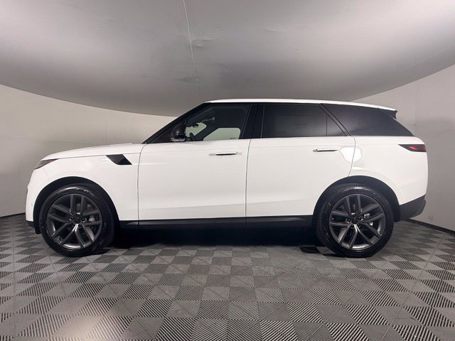 New 2026 Land Rover Range Rover Sport SE AWD/4WD image 3