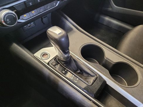 Used 2020 Nissan Altima 2.5 S FWD image 26
