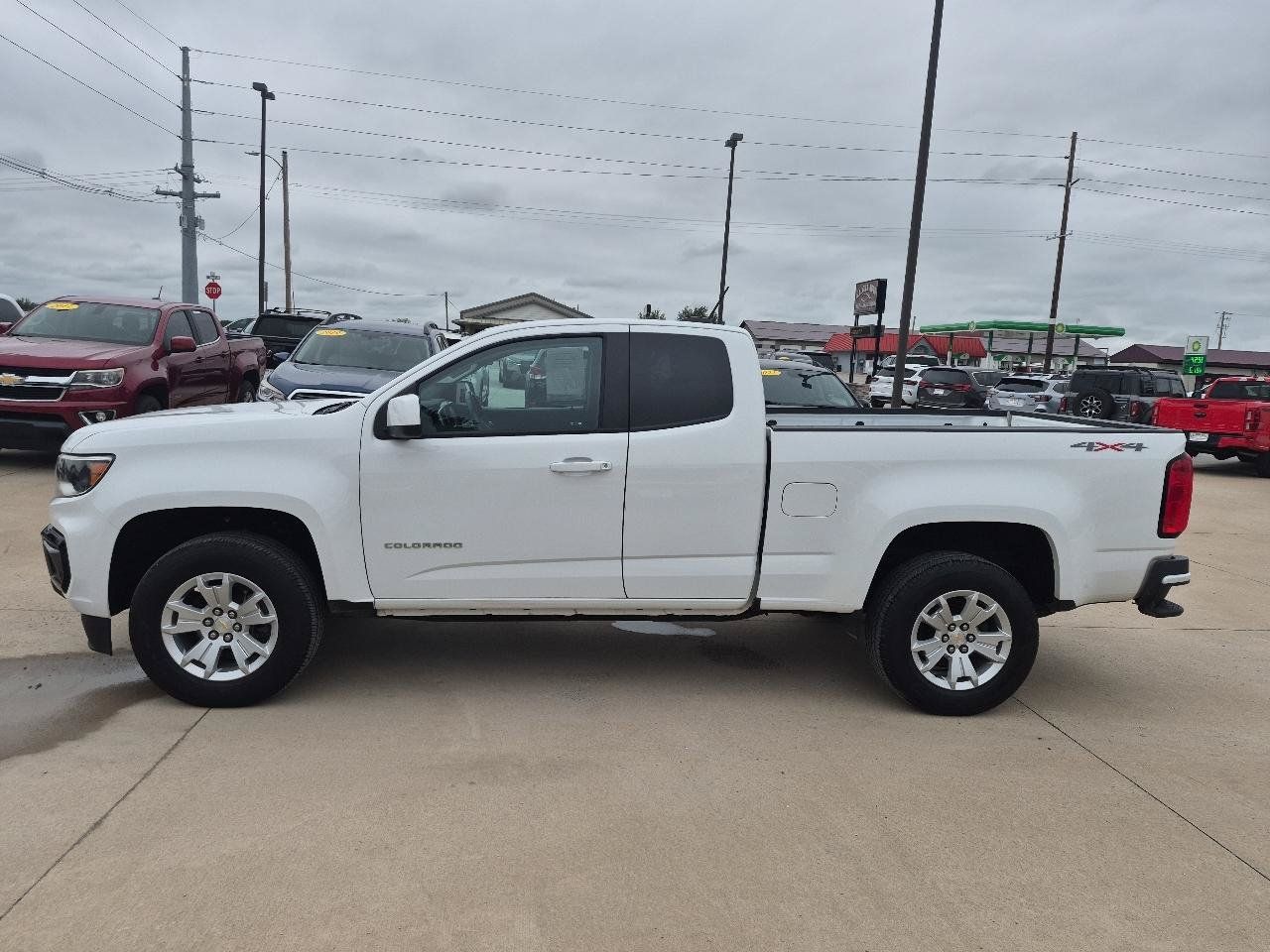 Used 2022 Chevrolet Colorado LT w/ Fleet Safety Package AWD/4WD image 8