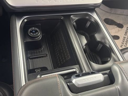 Certified 2025 Ford Expedition Active RWD image 10