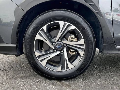 Certified 2025 Subaru Crosstrek 2.5i Premium AWD/4WD image 10