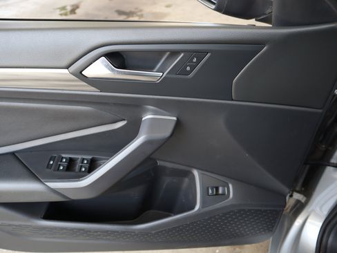 Used 2020 Volkswagen Jetta SEL image 40