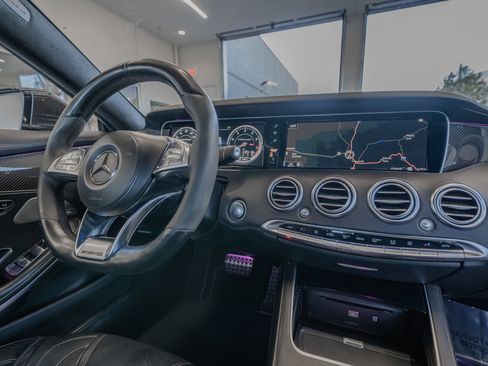 Used 2016 Mercedes-Benz S 63 AMG 4MATIC Coupe image 19