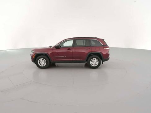 New 2025 Jeep Grand Cherokee Laredo image 6