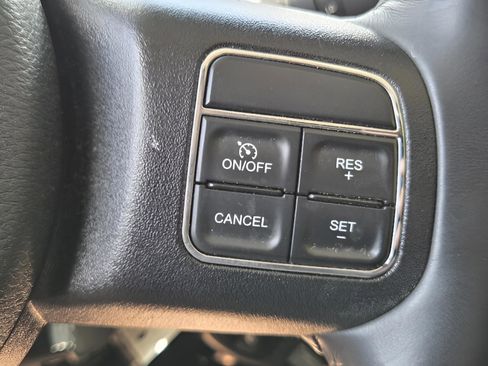 Used 2018 Jeep Wrangler Unlimited Sport AWD/4WD image 26