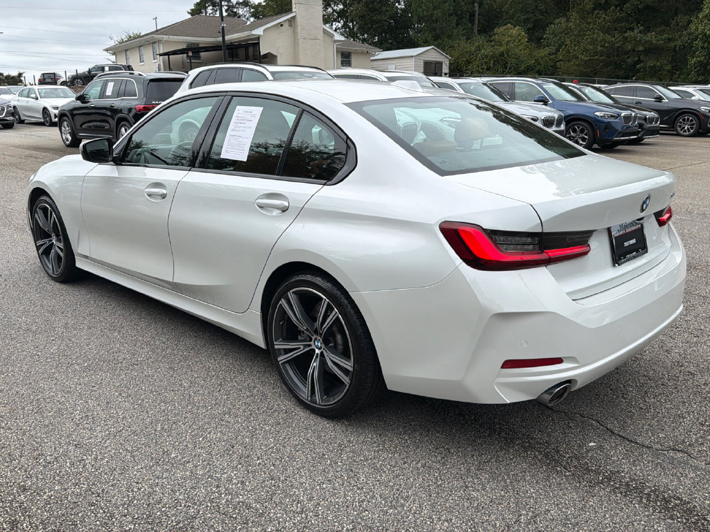 Used 2023 BMW 330i Sedan w/ Driving Assistance Package RWD image 5