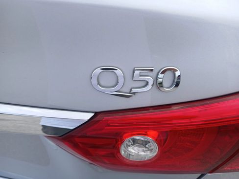 Used 2014 INFINITI Q50 Premium w/ Spare Tire Package RWD image 11