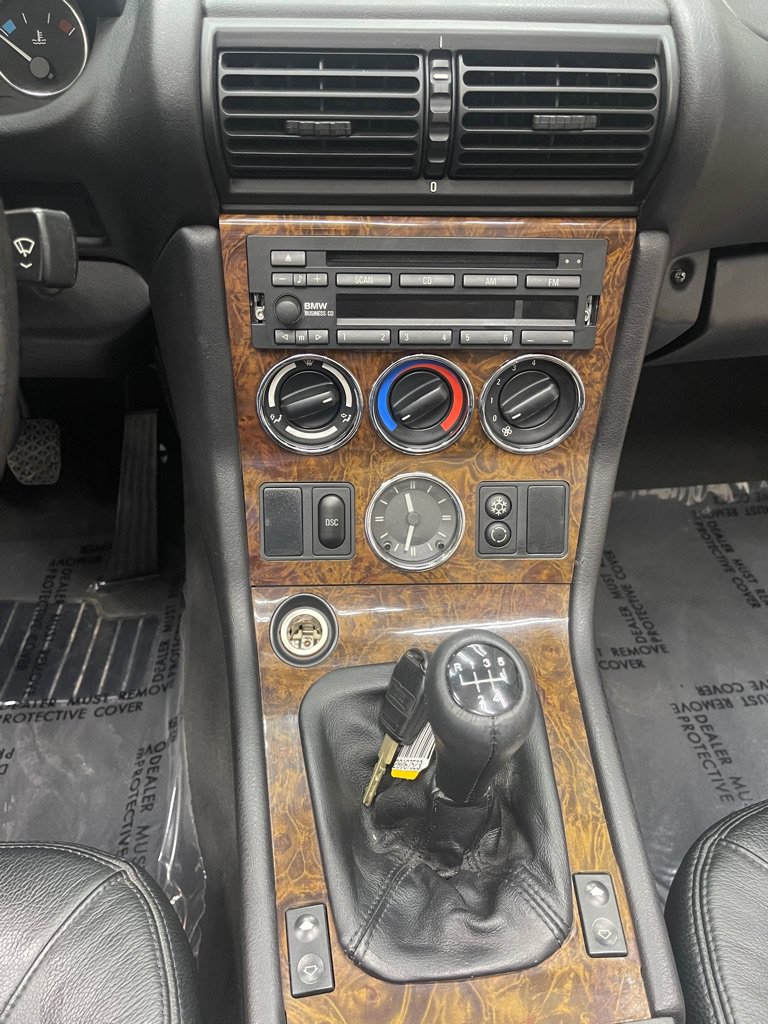 Used 2002 BMW Z3 2.5i RWD image 28