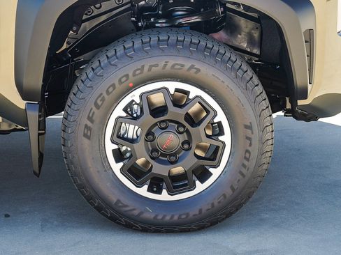 New 2026 Toyota Tacoma TRD Off-Road AWD/4WD image 11