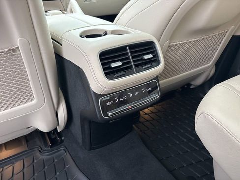 Used 2023 Mercedes-Benz GLS 450 GLS 450 image 8