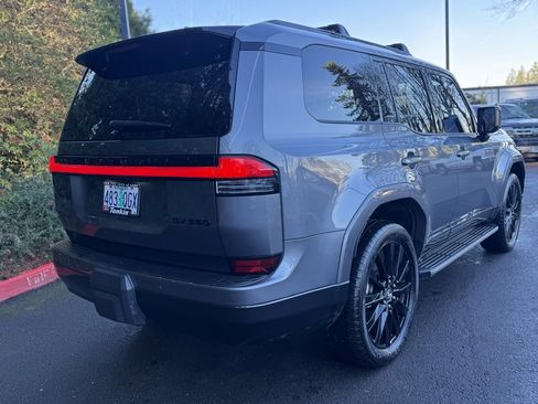 Used 2024 Lexus GX 550 image 15