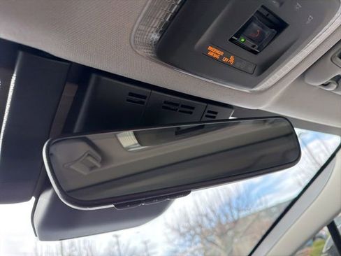 New 2026 Toyota Prius XLE image 18