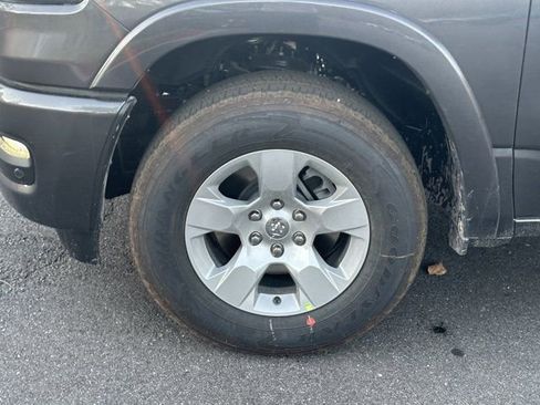 New 2026 RAM 1500 4x4 Crew Cab image 11