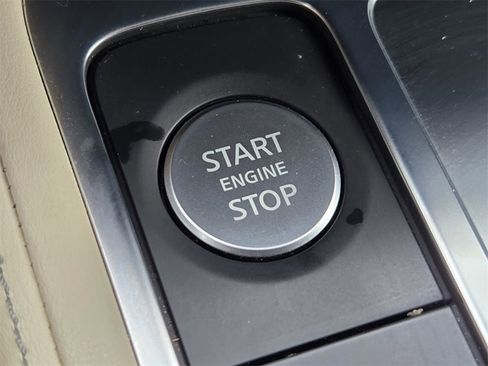 Used 2023 INFINITI QX60 Luxe image 21