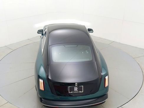 Used 2024 Rolls-Royce Spectre w/ Spectre Launch Package image 22