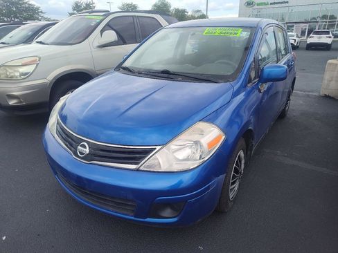 Used 2011 Nissan Versa 1.8 S w/ Plus Pkg FWD image 1